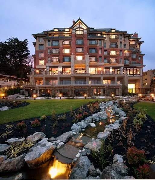 Oak Bay Beach Hotel, Victoria interior view