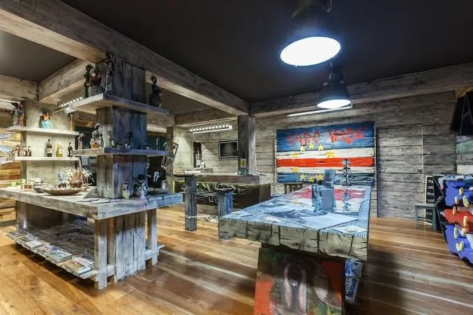 Ocean Suites, Sal interior view