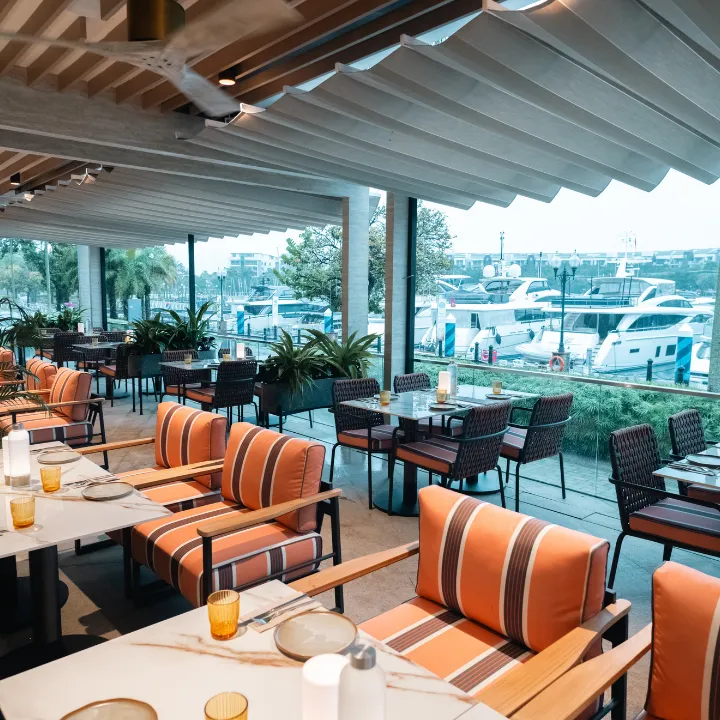 ONE°15 Marina Sentosa Cove Singapore, Sentosa interior view