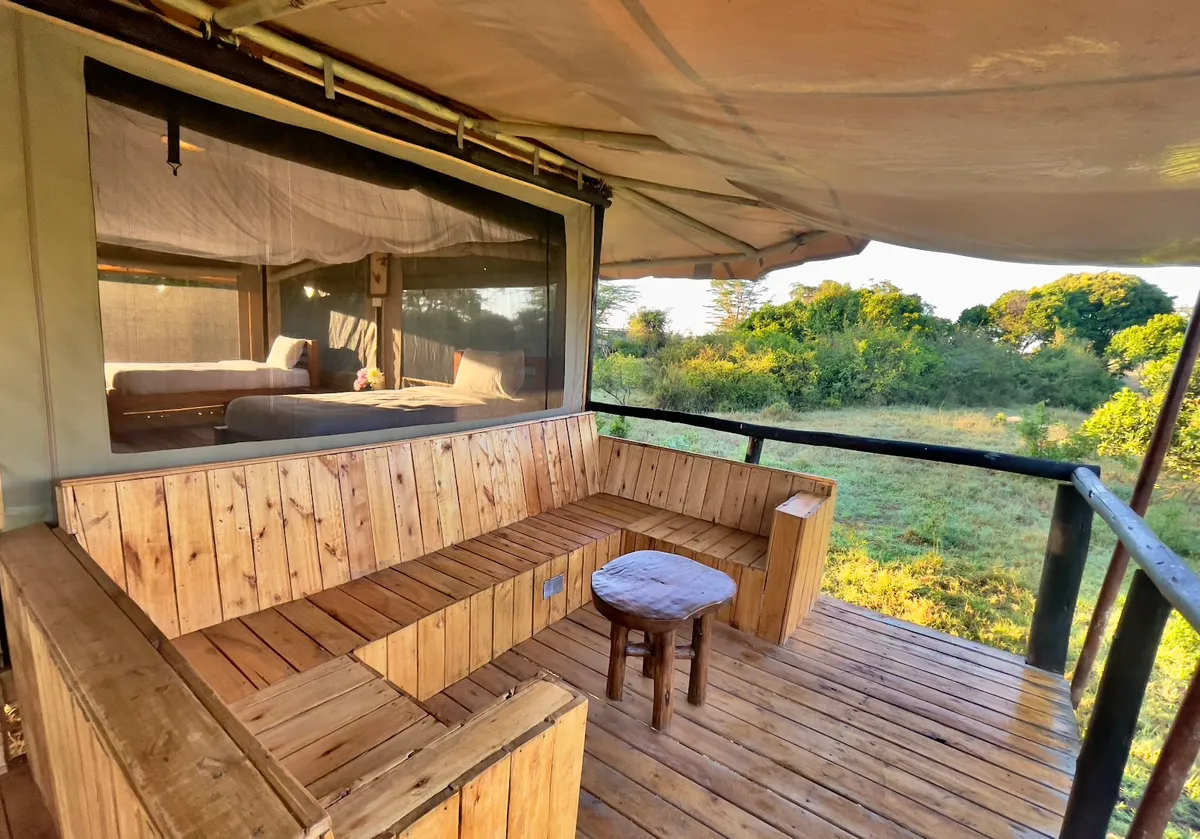 Osero Sopia River Camp, Maasai Mara interior view