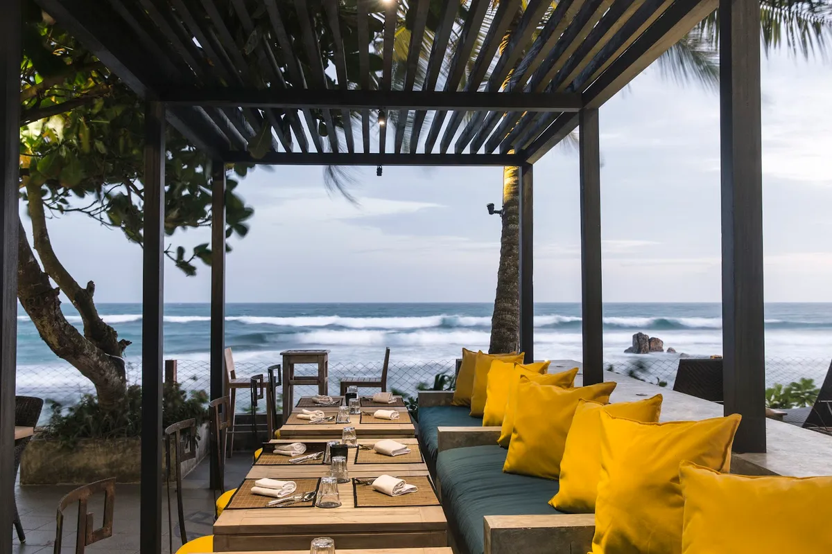 Owl and the Pussycat Hotel & Restaurant, Unawatuna interior view