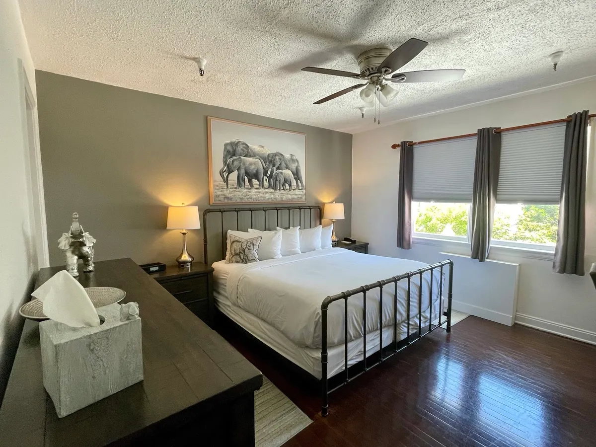 Palm Beach Historic Inn, Palm Beach interior view