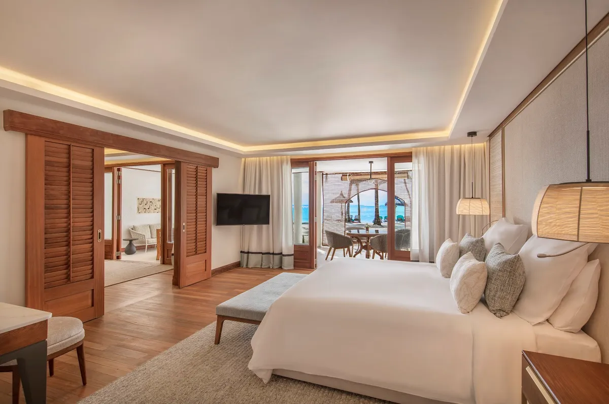 Paradis Beachcomber Golf Resort & Spa, Le Morne interior view