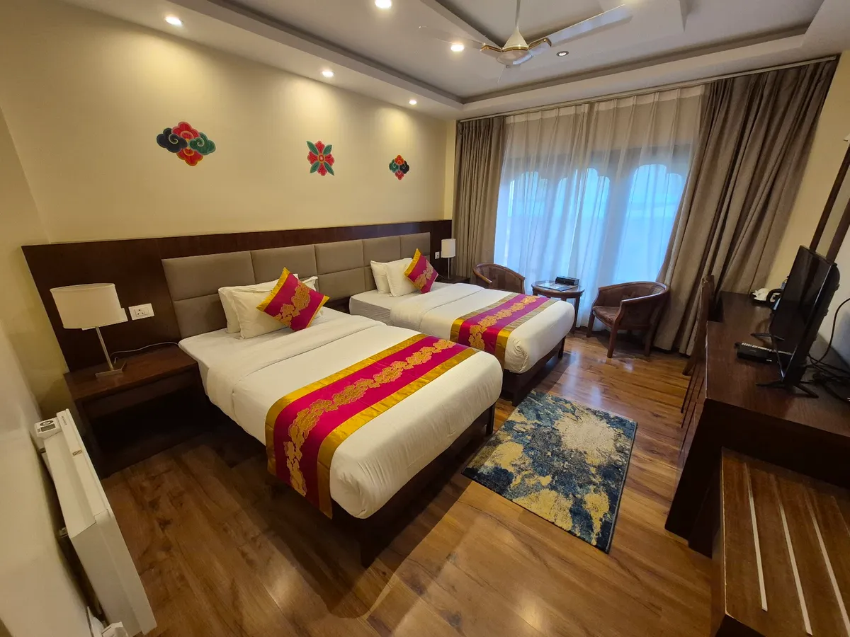 Paro Grand, Paro interior view