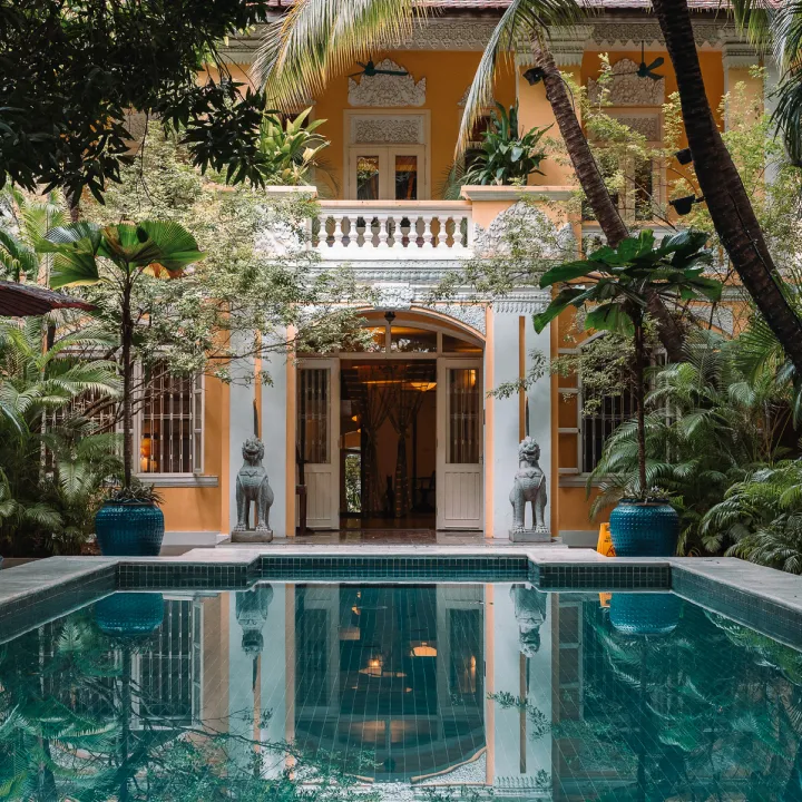 Pavilion Hotel, Phnom Penh interior view
