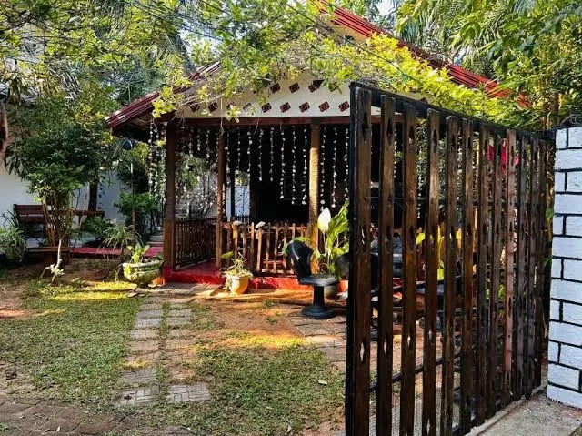 Pearl Bungalow Trincomalee - Family Room with Garden View, Trincomalee interior view