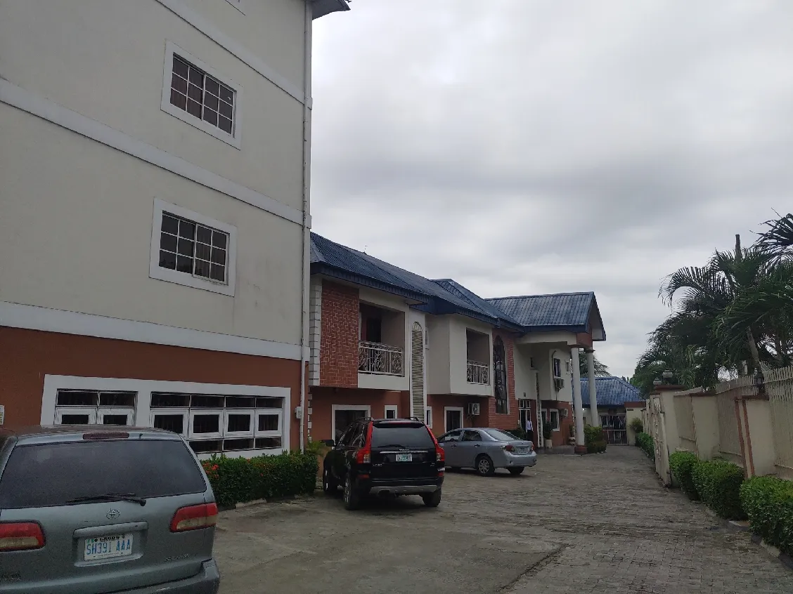 Pearls Suite Hotel, Calabar interior view