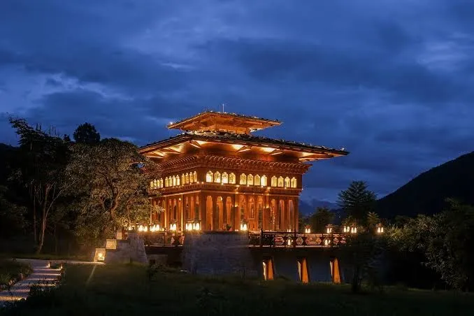 Pemako Punakha, Punakha interior view