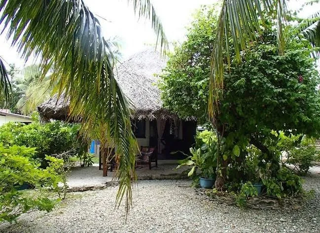 PENSION GLORINE RANGIROA, Rangiroa interior view