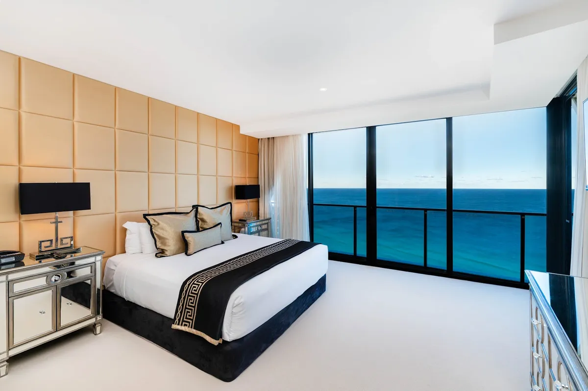 Peppers Broadbeach, Gold Coast interior view