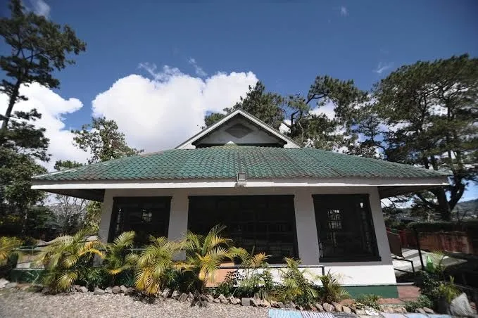 Pine Breeze Cottages, Baguio interior view