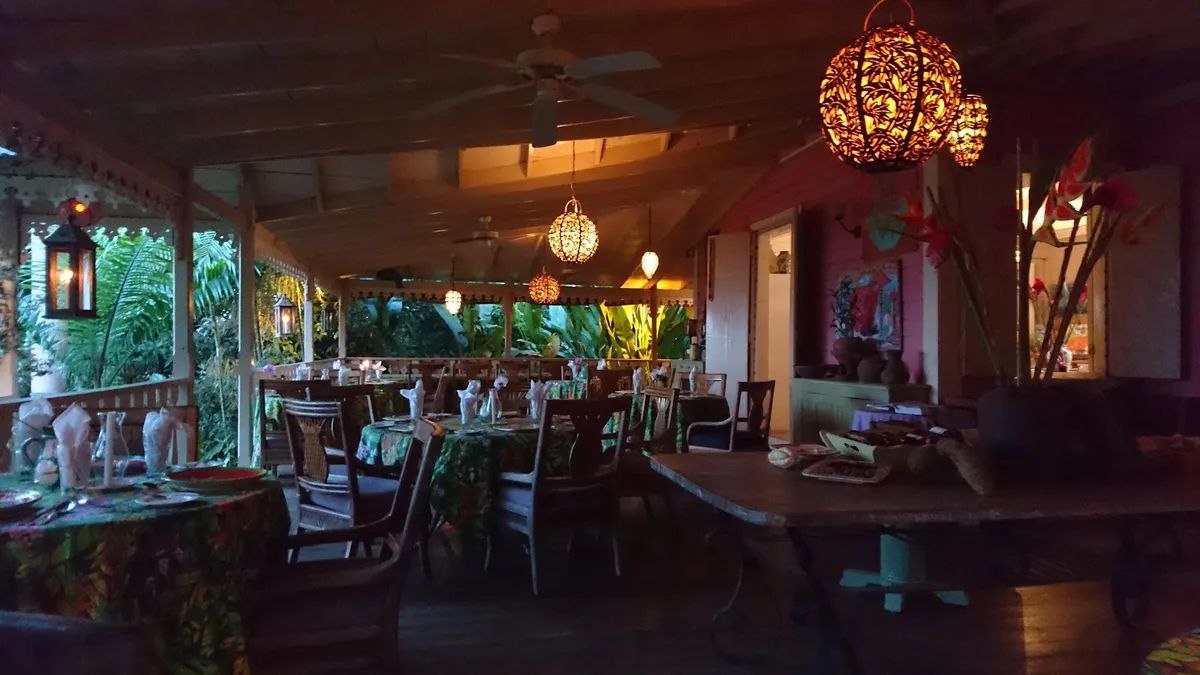 Pink Plantation, Castries interior view