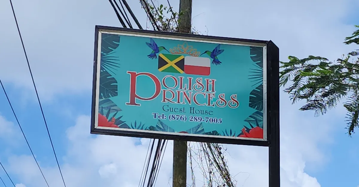 Polish Princess Guest House, Port Antonio interior view