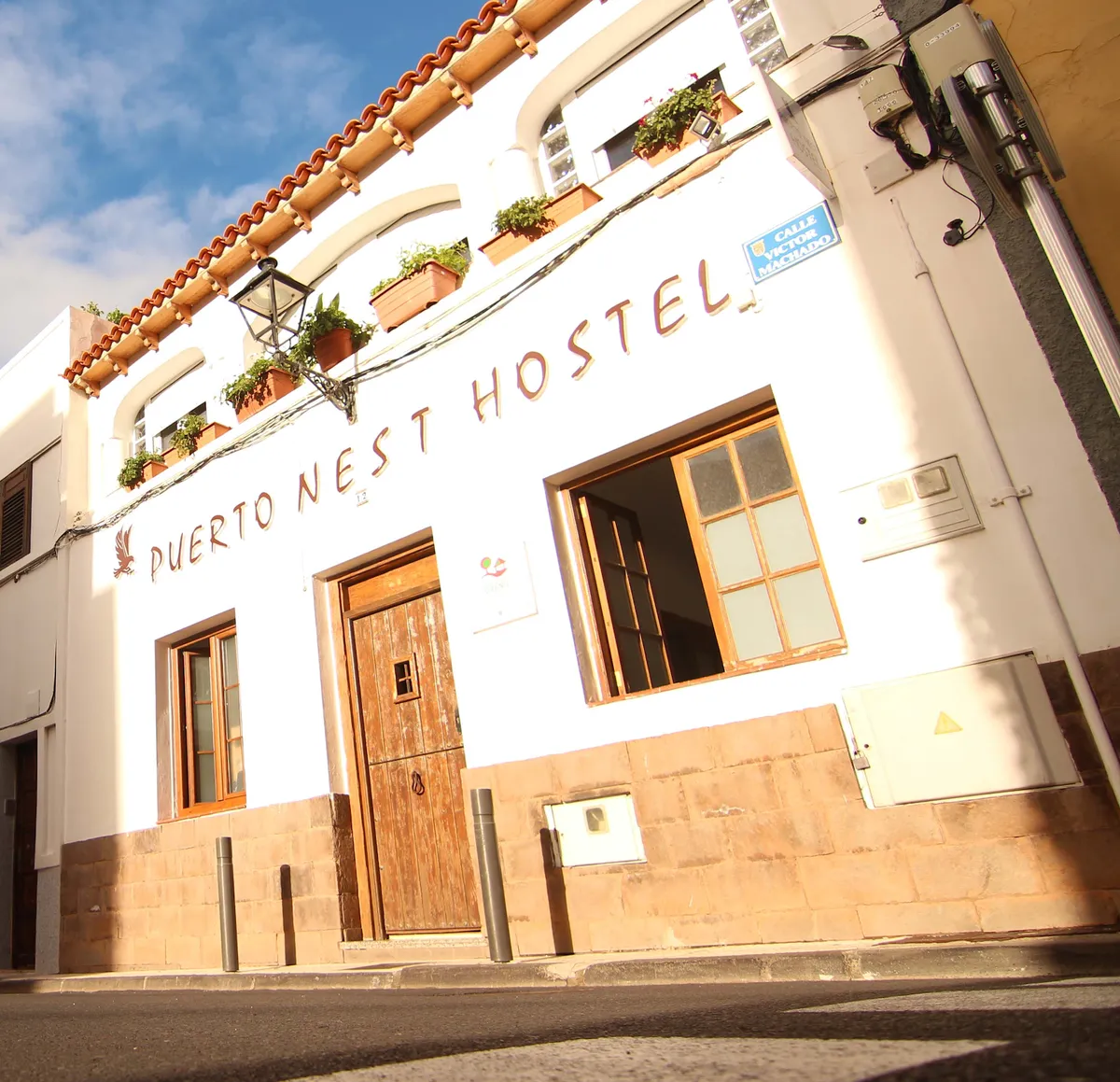 Puerto Nest Hostel, Tenerife interior view
