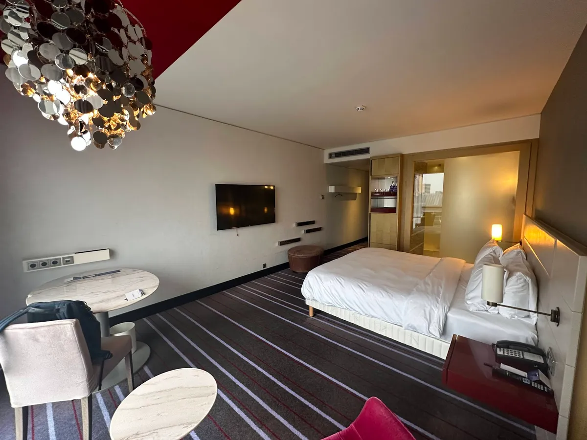 Radisson Blu Media Harbour Hotel, Düsseldorf, Dusseldorf interior view
