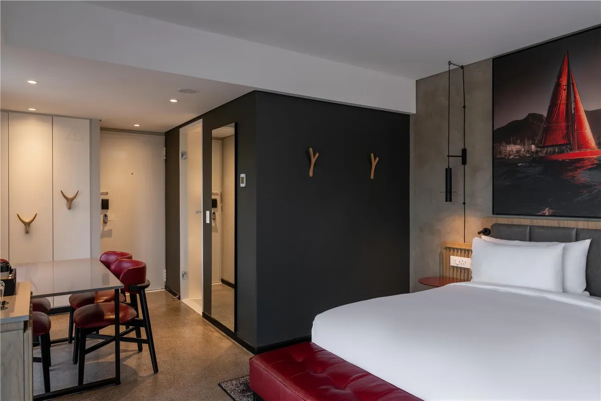 Radisson RED Cape Town V&A Waterfront, Cape Town interior view
