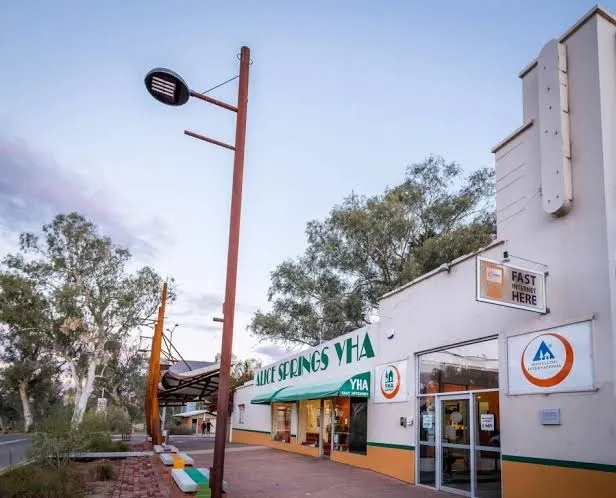 Red Rock Hostel, Alice Springs interior view
