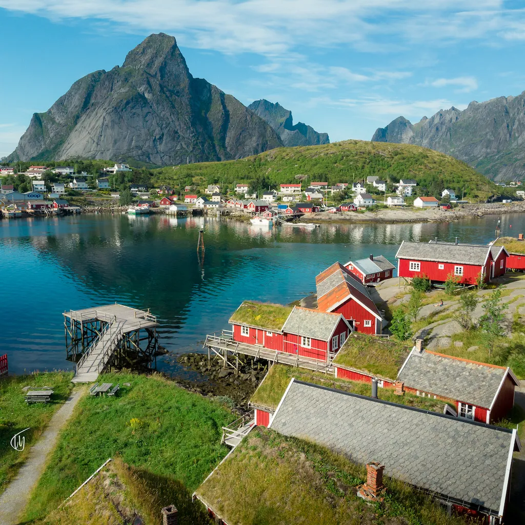 Reine Rorbuer - by Classic Norway Hotels, Lofoten interior view