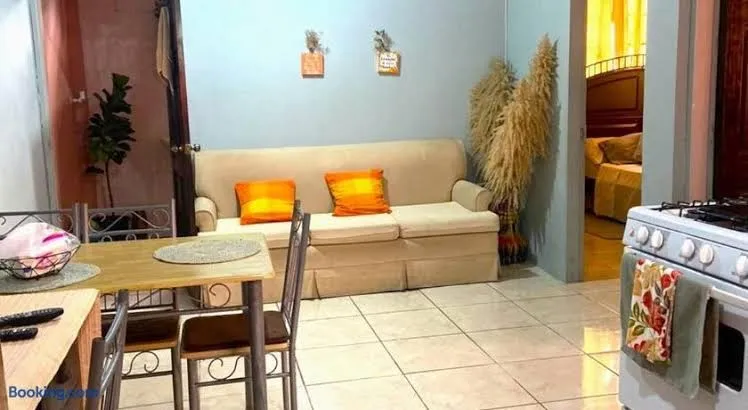 Relaxing 2 bedroom with AC, WiFi, Central Location, San Fernando interior view