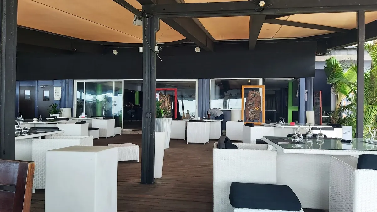 Résidence Hôtelière du Phare, Libreville interior view