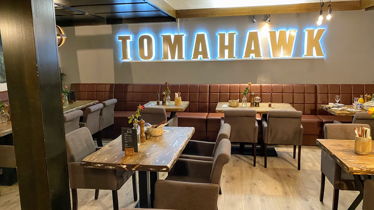 Restaurant-Hotel Tomahawk, Black Forest interior view