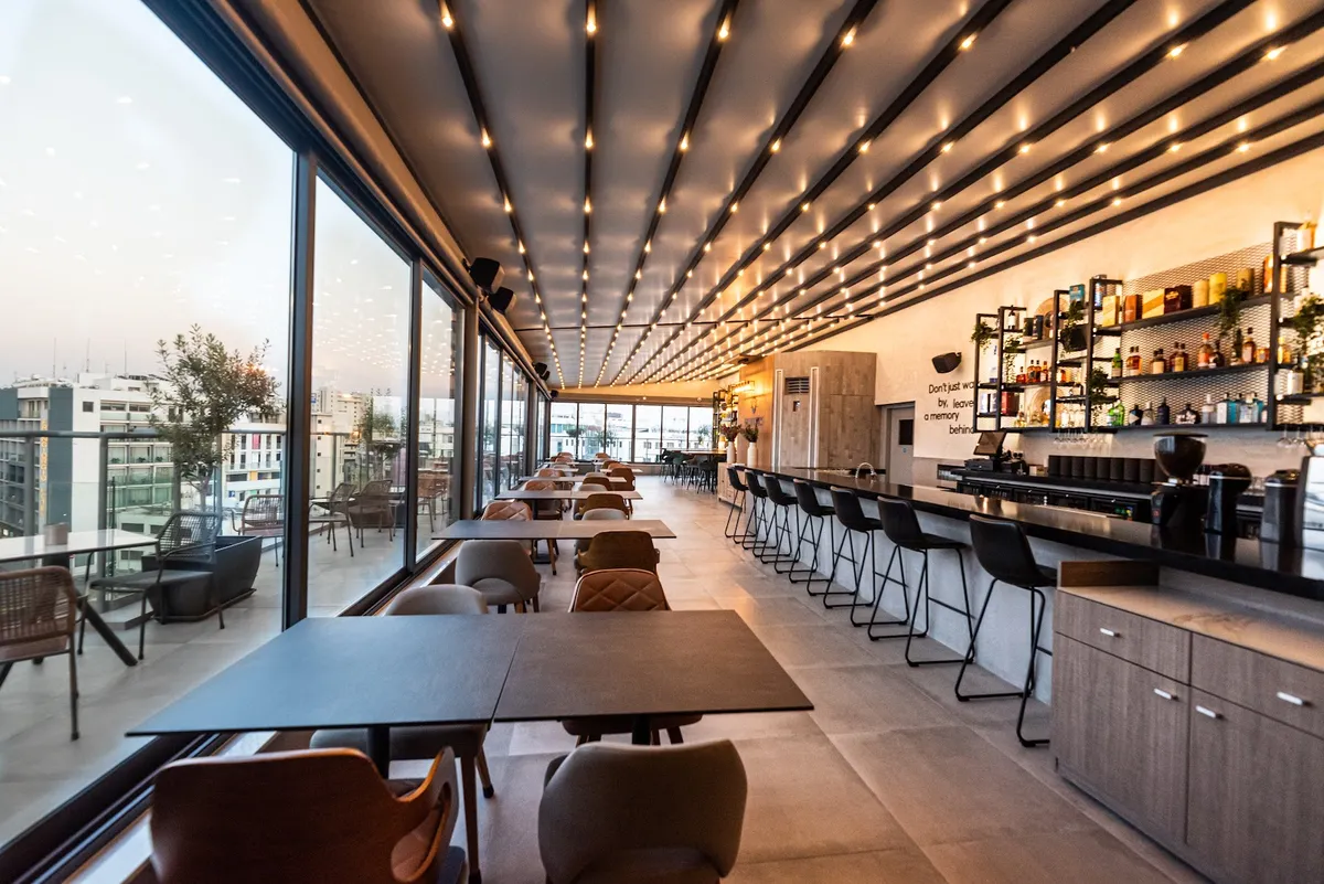 Rise Urban Art Hotel Larnaca, Larnaca interior view
