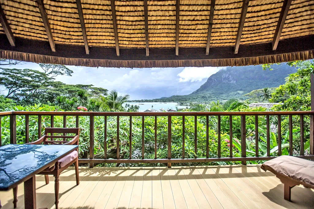 Rohotu Fare, Bora Bora interior view