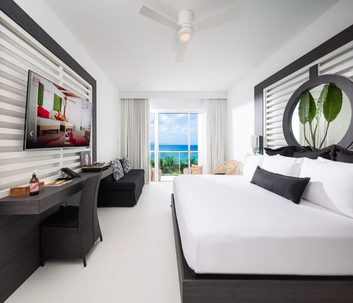 S Hotel Montego Bay, Montego Bay interior view