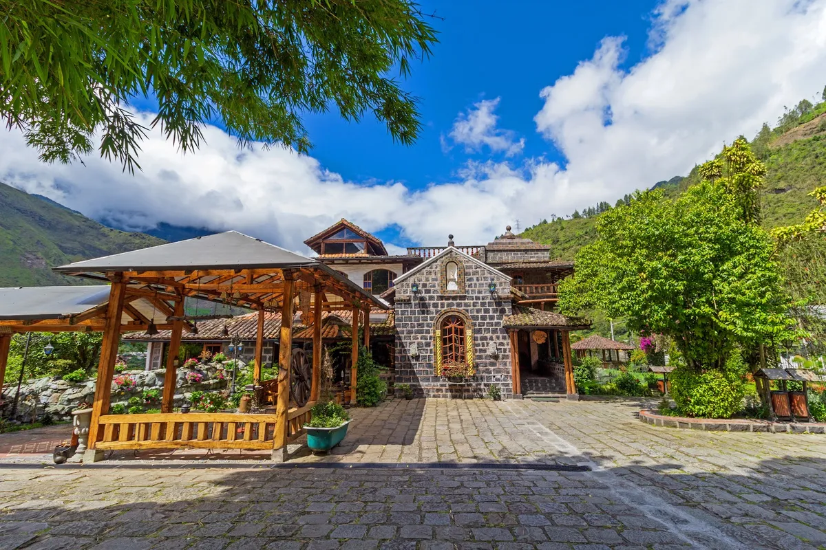 Samari Spa Resort, Banos interior view