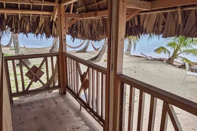 San Blas Paradise Private Cabins on Shipwreck Island - meals included - Basic Room, 2 Double Beds, San Blas Islands interior