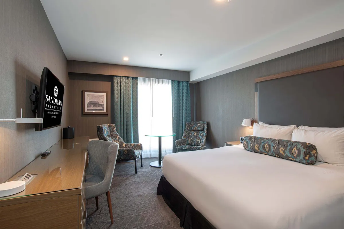 Sandman Signature Ottawa Airport Hotel, Ottawa interior view