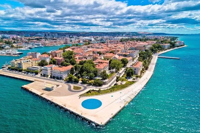 Sea View Studio Apartment, Zadar interior view