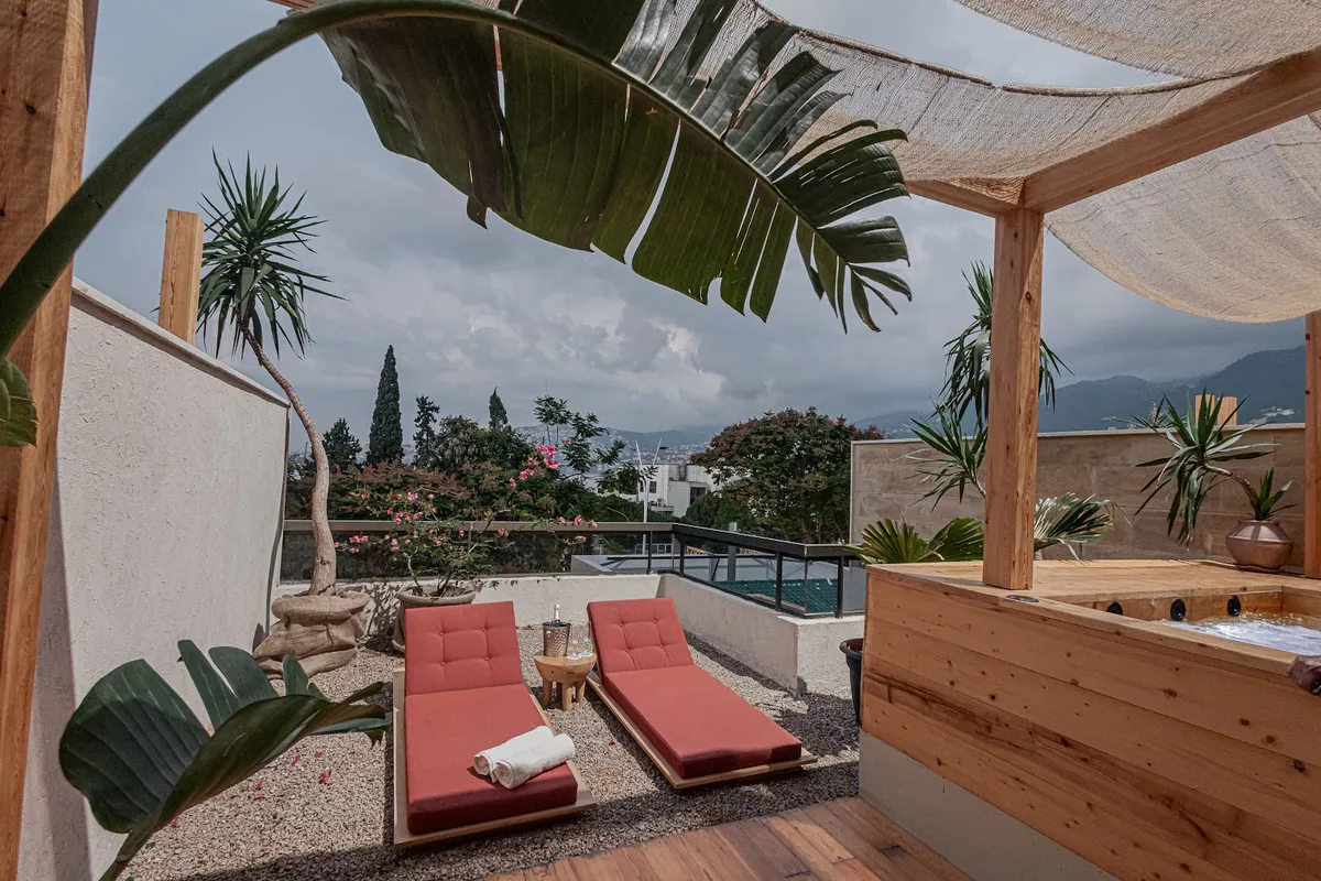 Serab Residencia, Jounieh interior view