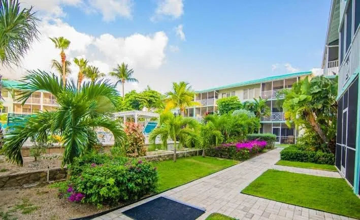 Seven Mile Beach Resort - Two-Bedroom Apartment, Seven Mile Beach interior view