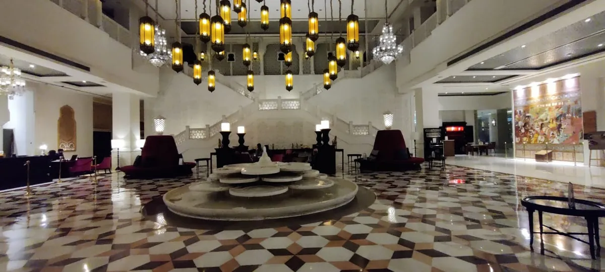 Sheesh Mahal at ITC Rajputana, Jaipur, Jaipur interior view
