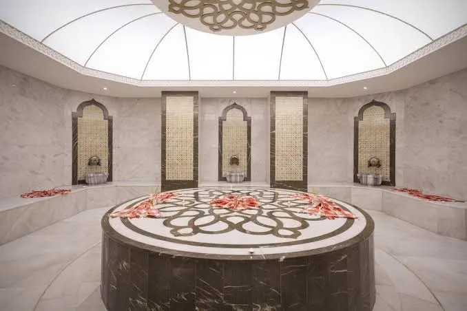 Side Orange Palace, Side interior view
