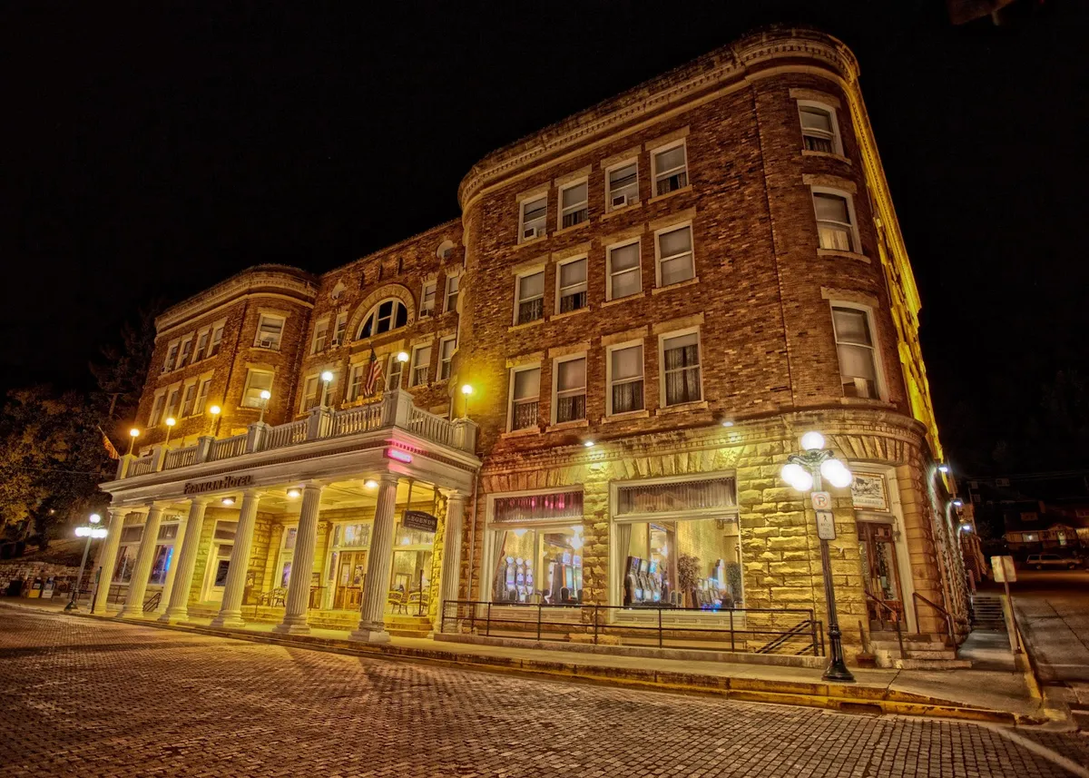 Silverado Franklin Historic Hotel & Gaming Complex, Legends Steakhouse & Silverado Grand Buffet, St Georges interior view
