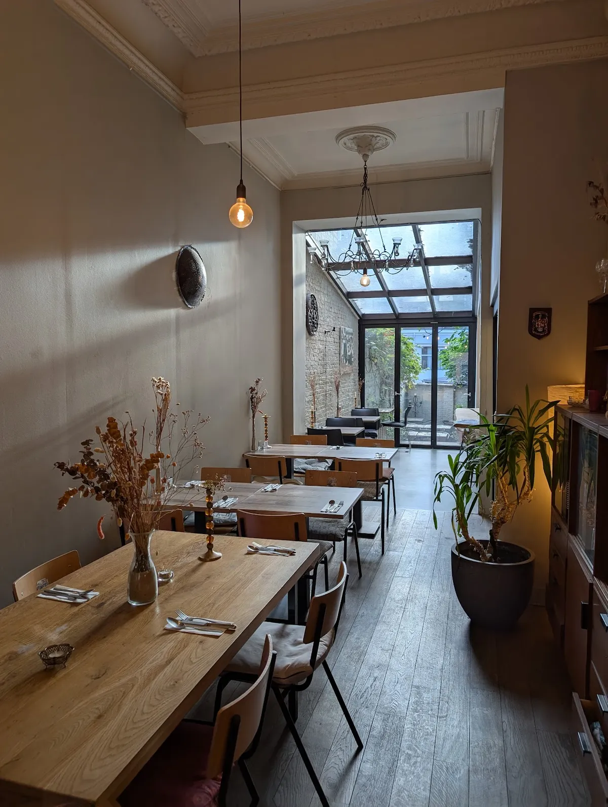 Simone's Kitchen - Good Food Institute, Antwerp interior view