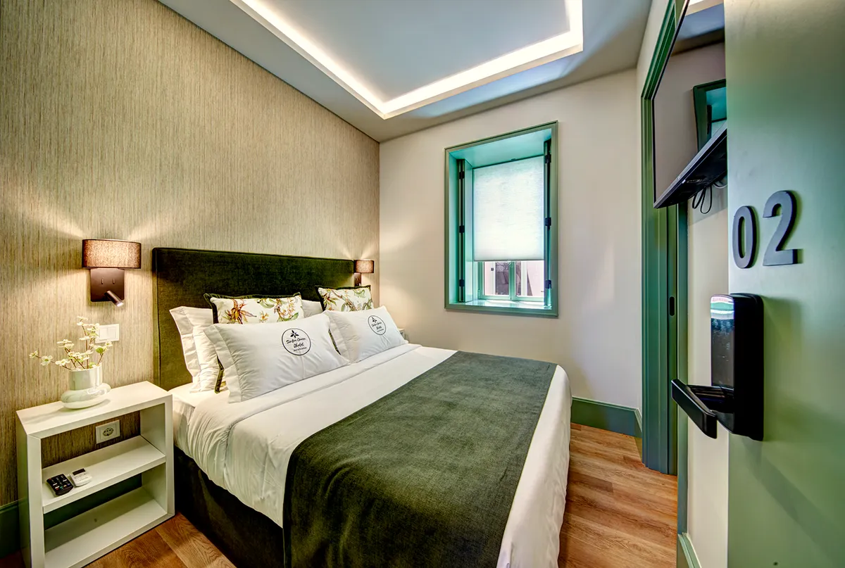 Sintra Green Chalet Bed & Breakfast, Sintra interior view