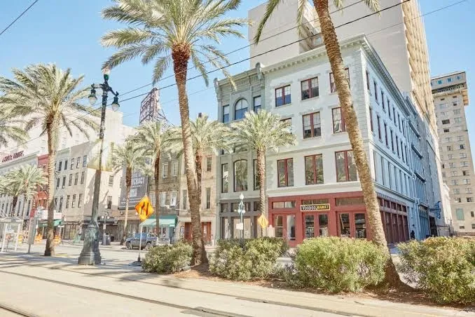 Sleeps 26 | Entire Floor, Steps to French Quarter | The Harlequin by AvantStay, New Orleans interior view