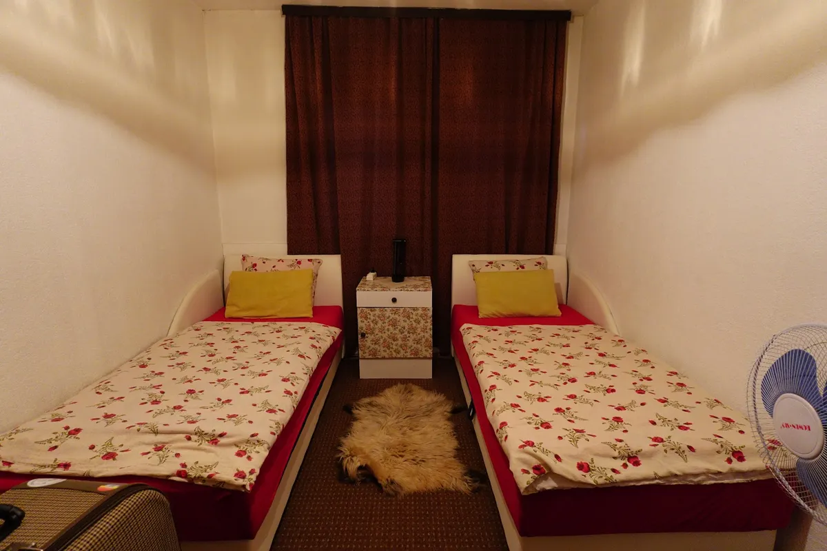 Smjestaj Jajce Mima, Jajce interior view