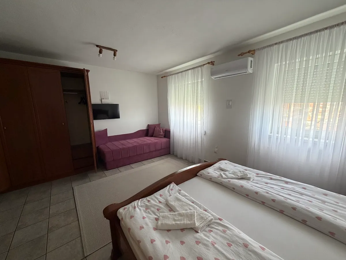 Sobe “Kod bolnice” Banja Luka, UKC Republika Srpska, Banja Luka interior view