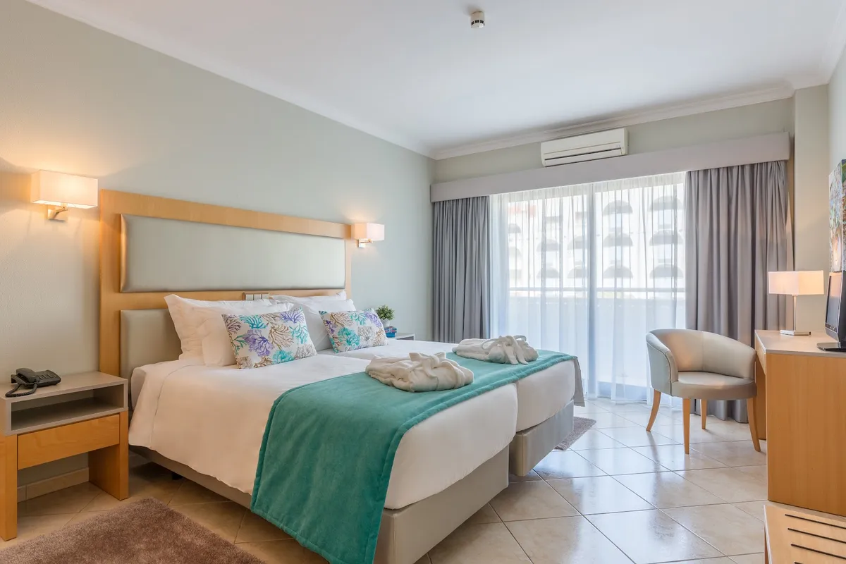 Solaqua Hotel Albufeira, Albufeira interior view