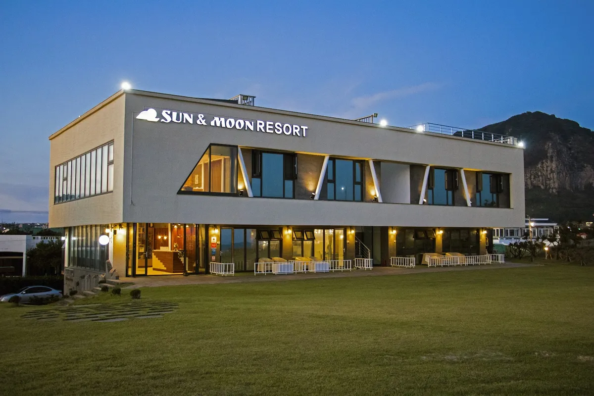 Sun and Moon Resort, Jeju interior view