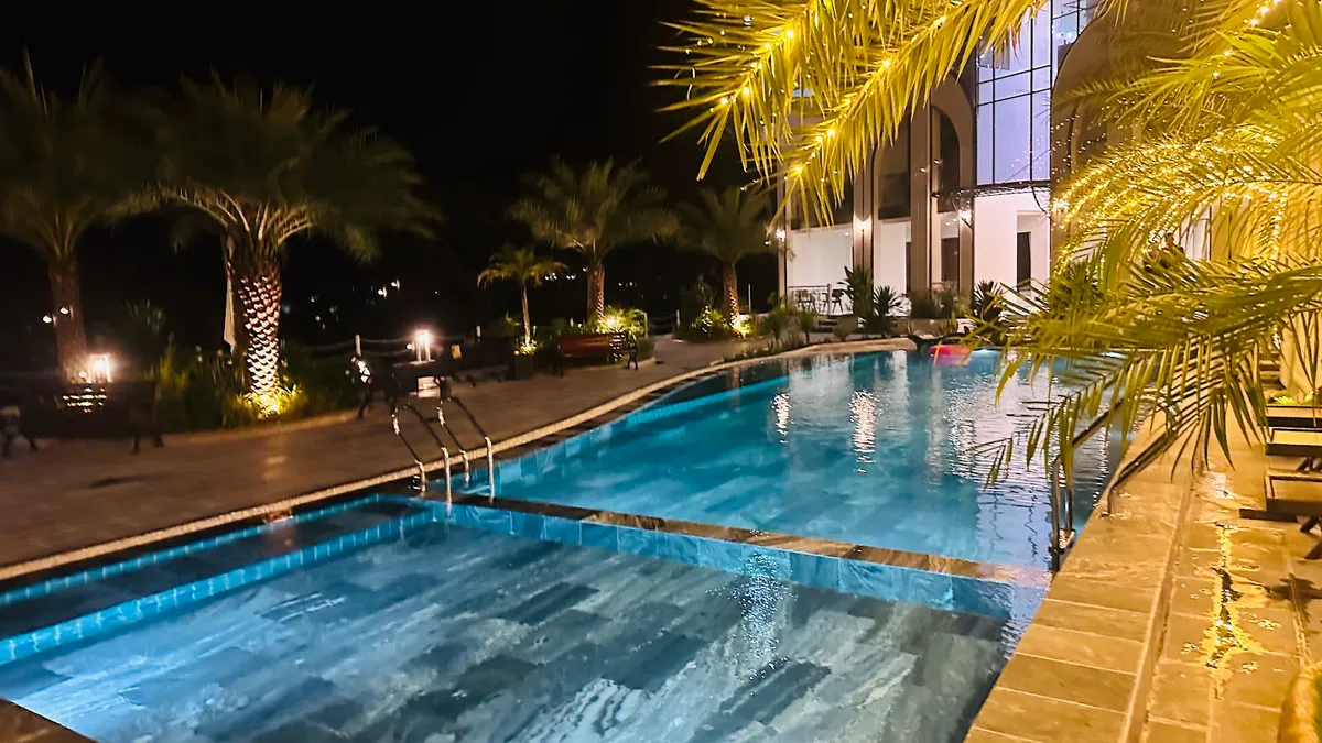 Sunrise Mountain View Resort, Vang Vieng interior view