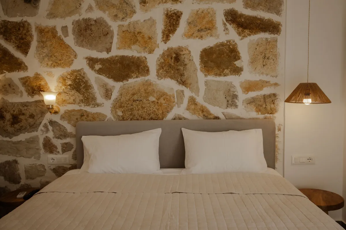 Sunset Serenity, Himara interior view