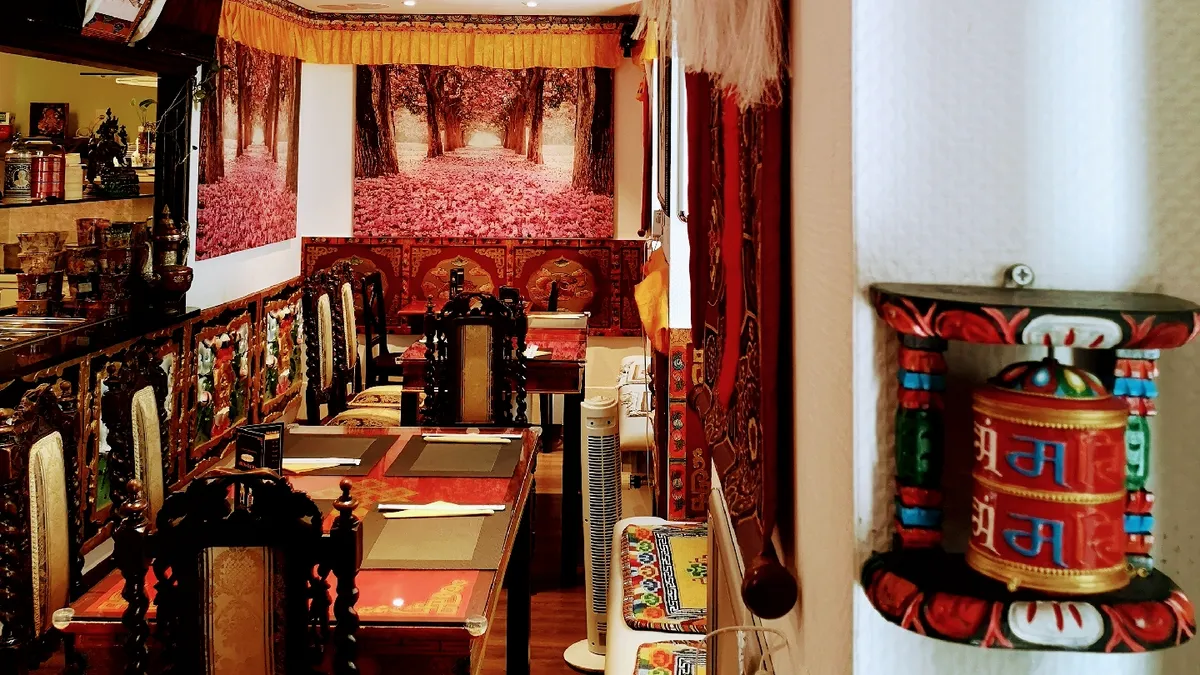 Swiss Dewa, Lucerne interior view