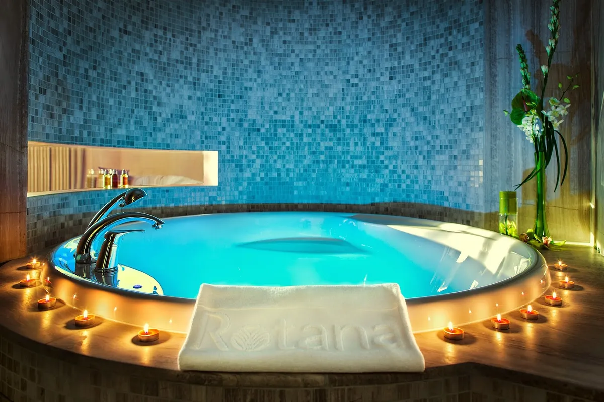 The Art Hotel & Resort, Amwaj Islands interior view