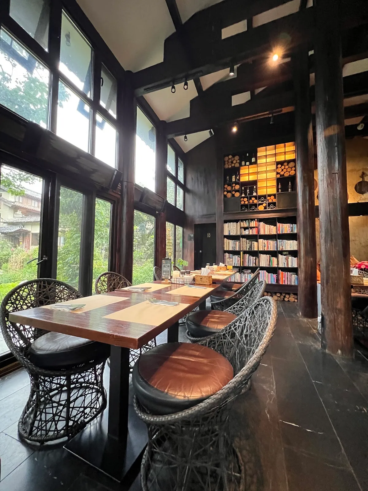 The Bivou Lijiang, Lijiang interior view