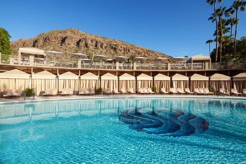 The Canyon Suites at The Phoenician, a Luxury Collection Resort, Scottsdale, Kourou interior view